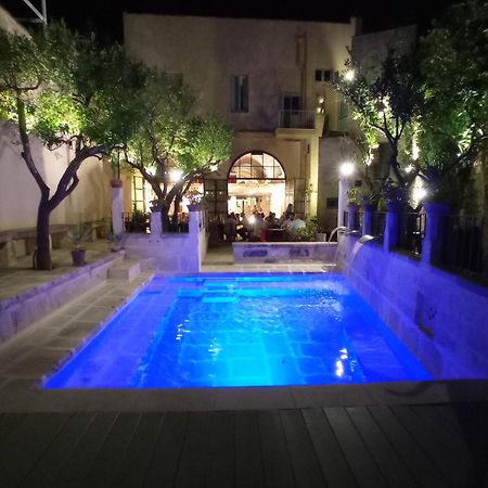 Bed and Breakfast Palazzo Mandurino Luxury Relais Zollino Exterior foto