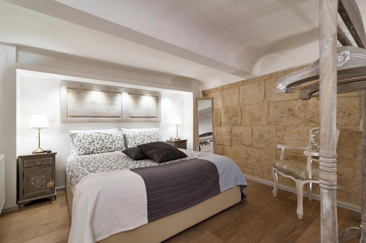 Bed and Breakfast Palazzo Mandurino Luxury Relais Zollino Exterior foto