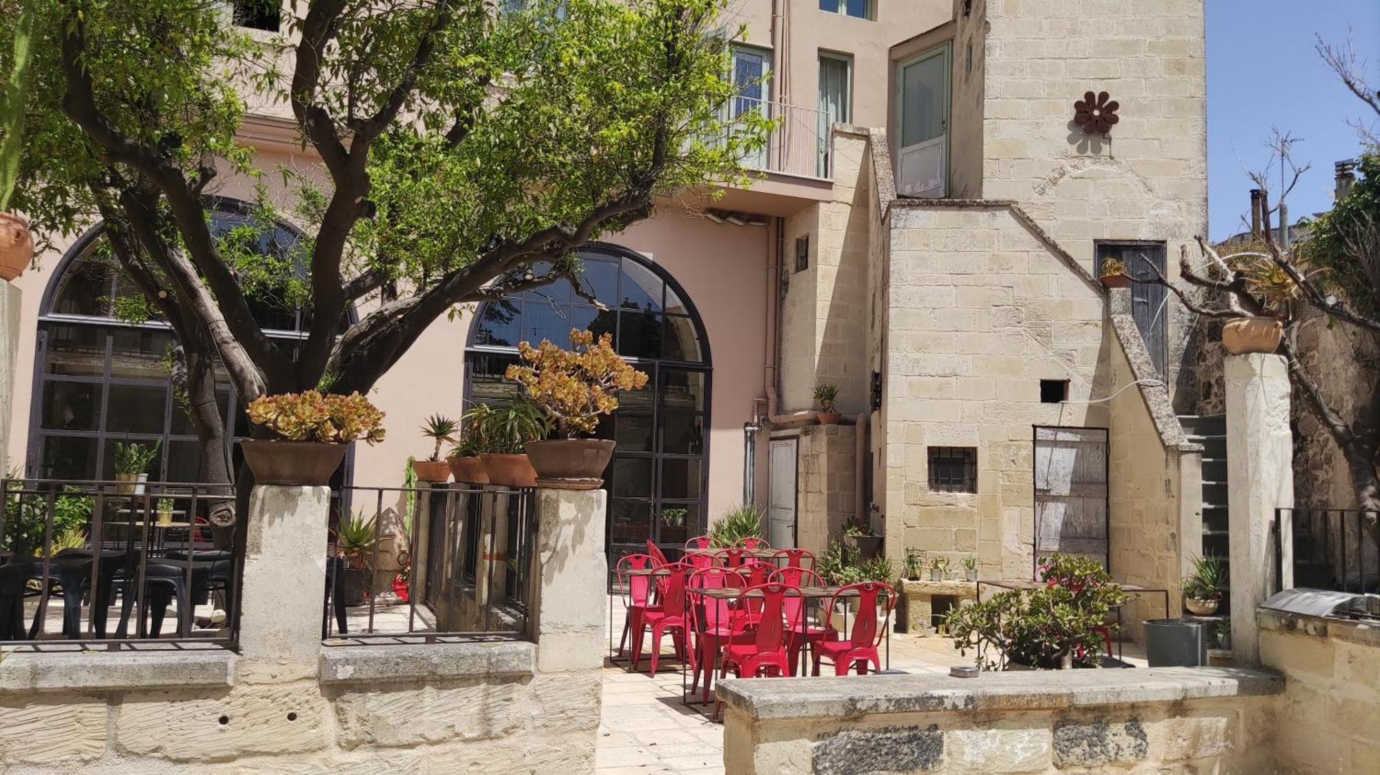 Bed and Breakfast Palazzo Mandurino Luxury Relais Zollino Exterior foto