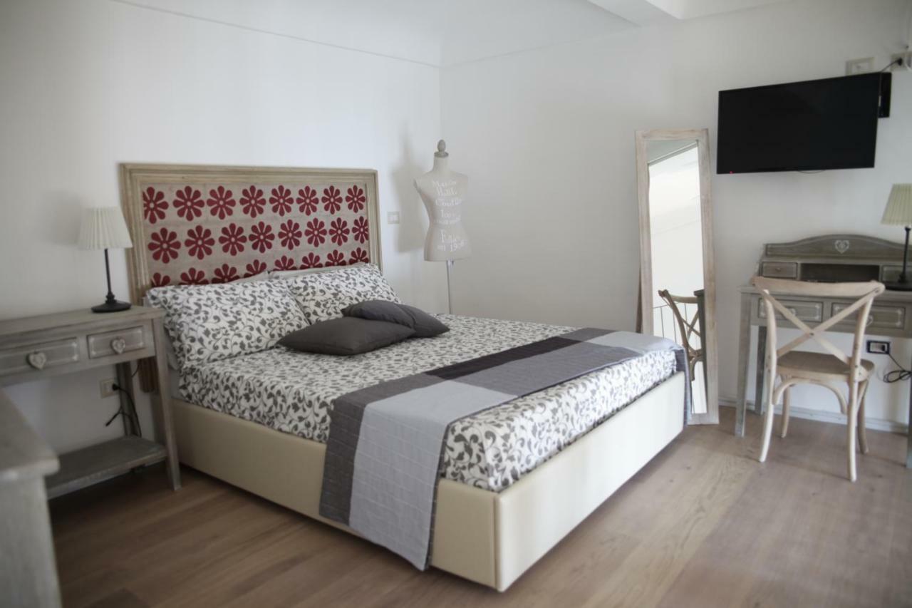Bed and Breakfast Palazzo Mandurino Luxury Relais Zollino Exterior foto